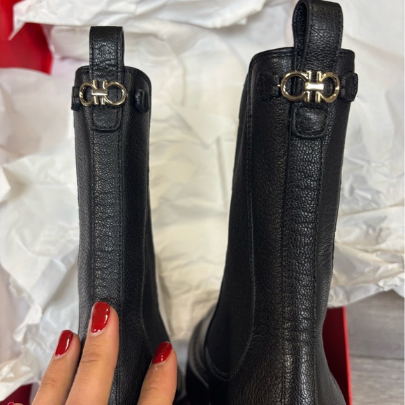 Ferragamo | Oderico Black Chunky Chelsea Boots New Size 8 - Picture 14 of 17
